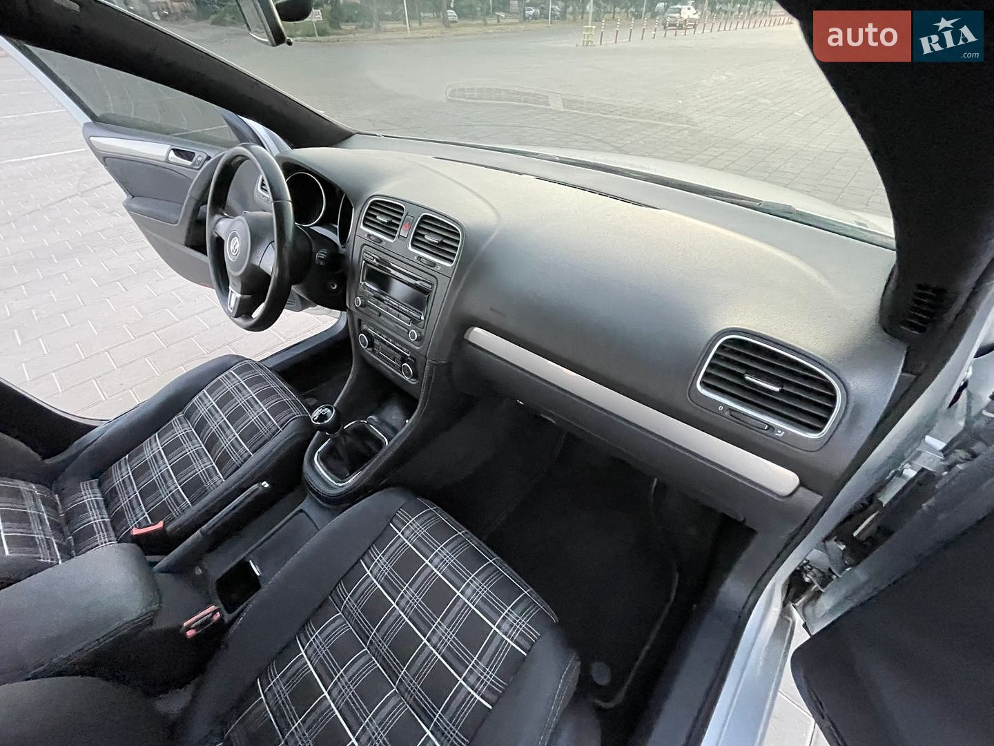 Volkswagen Golf 2011 VIN WVWZZZ1KZCW100043 фото оголошення 24 з 39