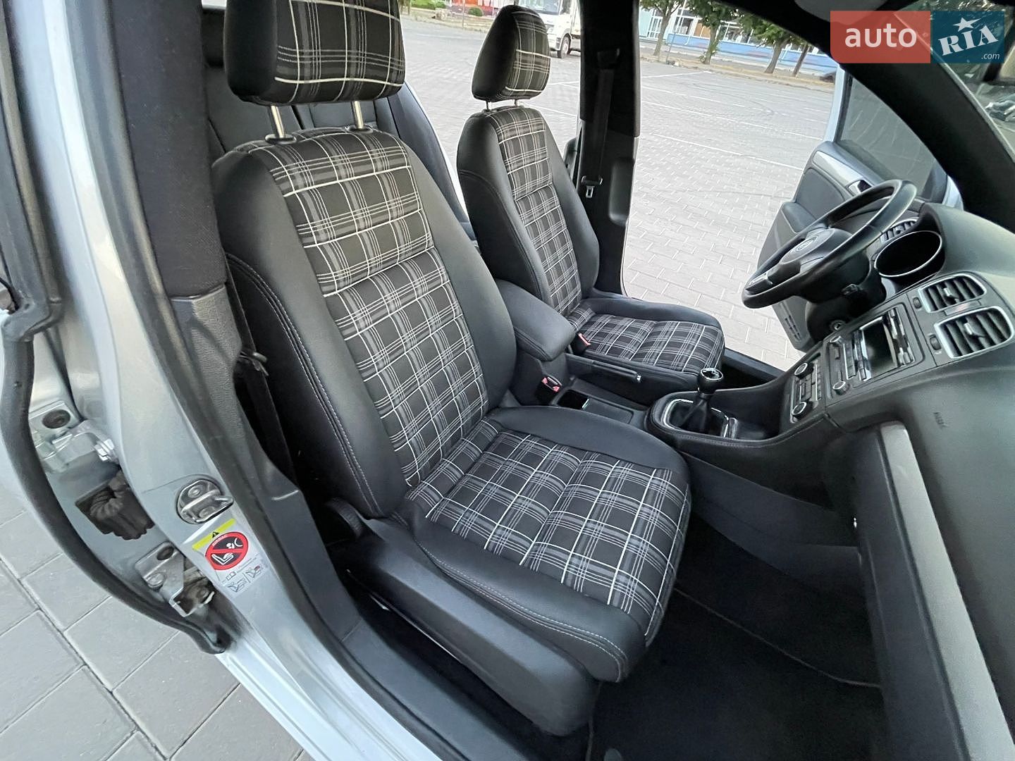 Volkswagen Golf 2011 VIN WVWZZZ1KZCW100043 фото оголошення 25 з 39