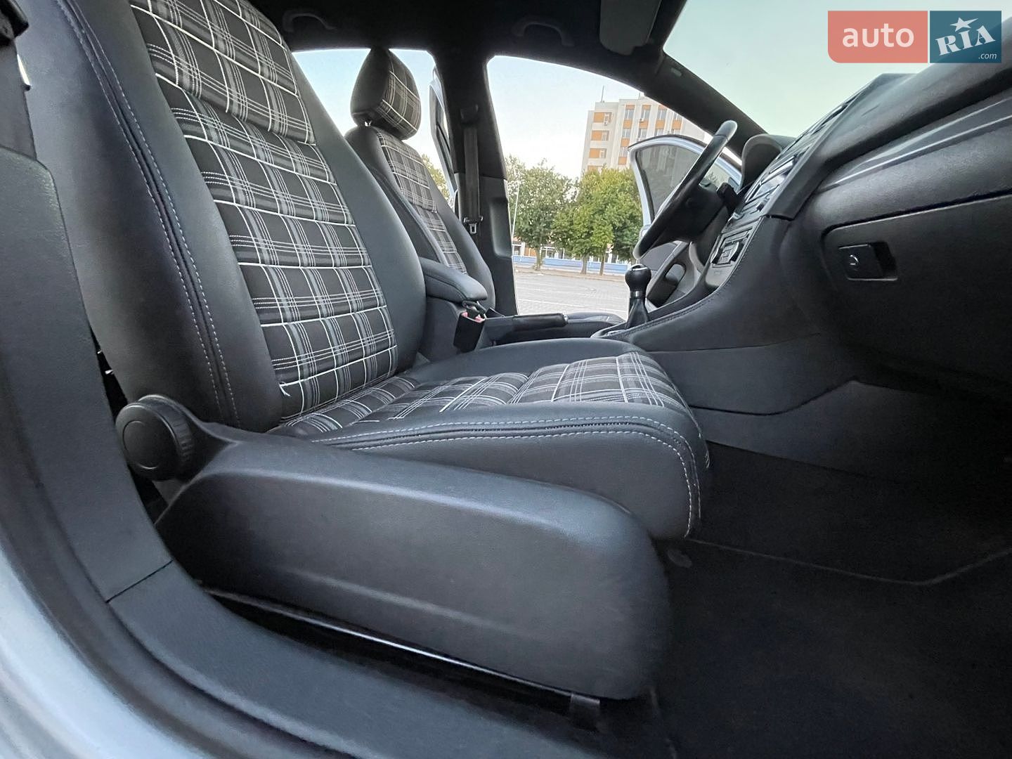 Volkswagen Golf 2011 VIN WVWZZZ1KZCW100043 фото оголошення 26 з 39