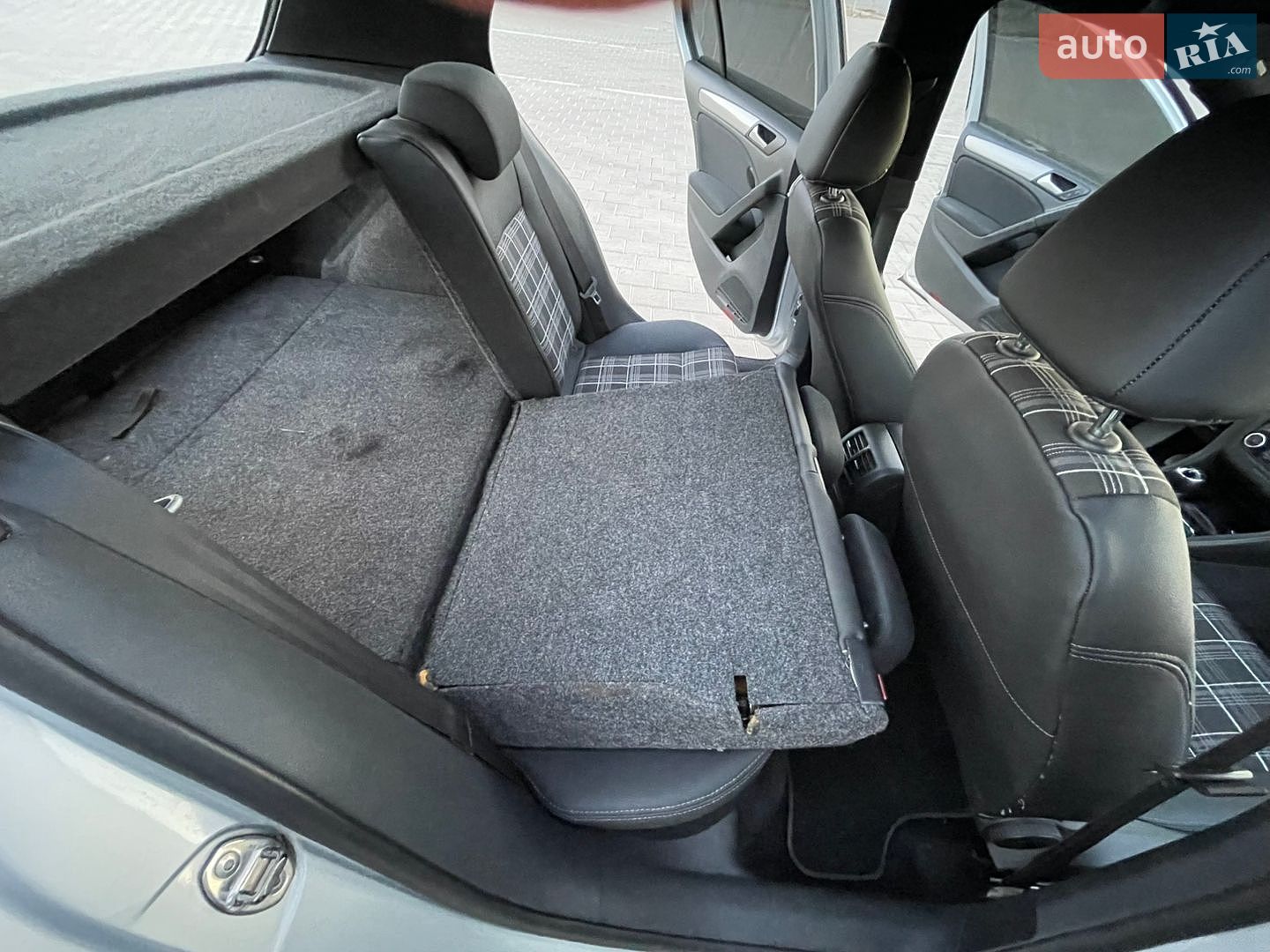 Volkswagen Golf 2011 VIN WVWZZZ1KZCW100043 фото оголошення 31 з 39