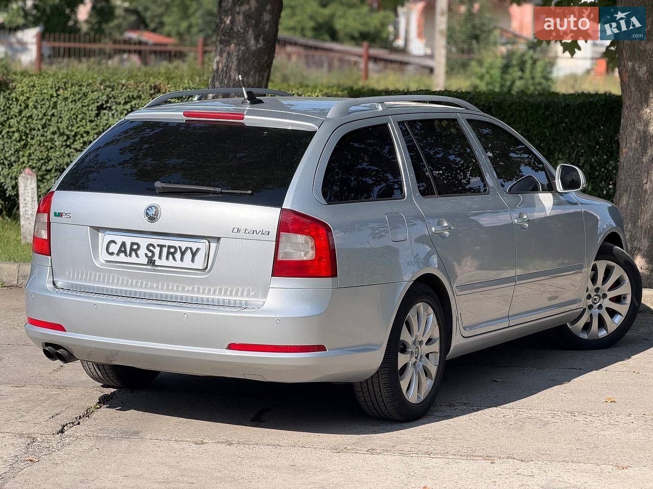 Skoda Octavia 2010 VIN TMBUH61Z8B2056978 фото оголошення 4 з 61