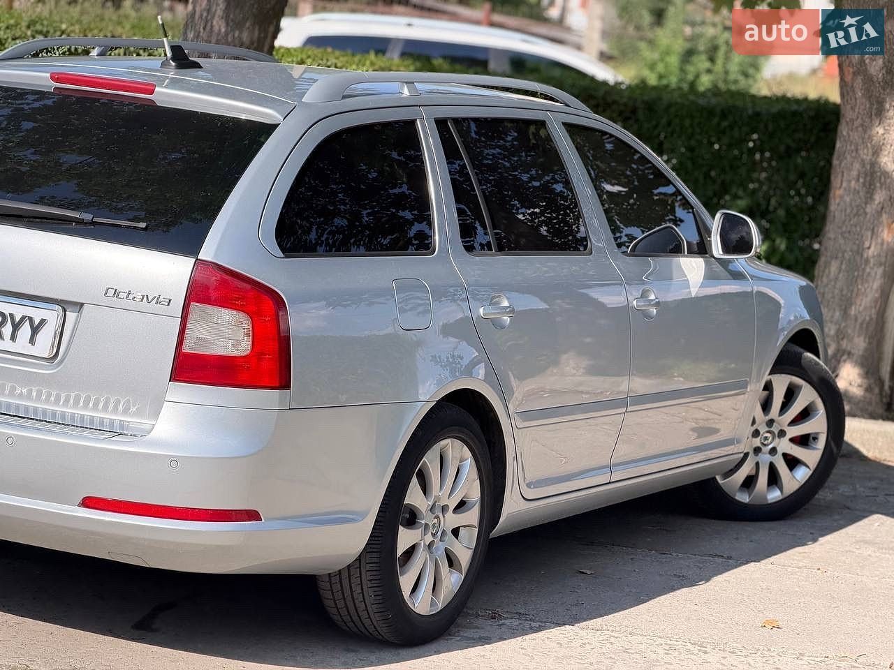 Skoda Octavia 2010 VIN TMBUH61Z8B2056978 фото оголошення 30 з 61