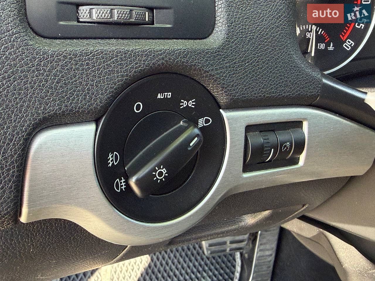 Skoda Octavia 2010 VIN TMBUH61Z8B2056978 фото оголошення 53 з 61