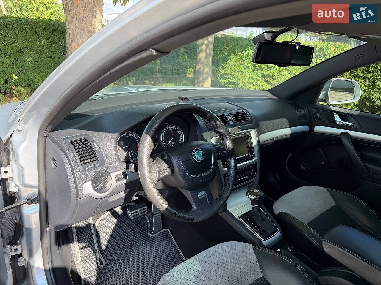 Skoda Octavia 2010 VIN TMBUH61Z8B2056978 фото оголошення 49 з 61