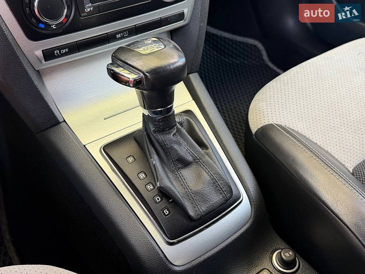 Skoda Octavia 2010 VIN TMBUH61Z8B2056978 фото оголошення 57 з 61