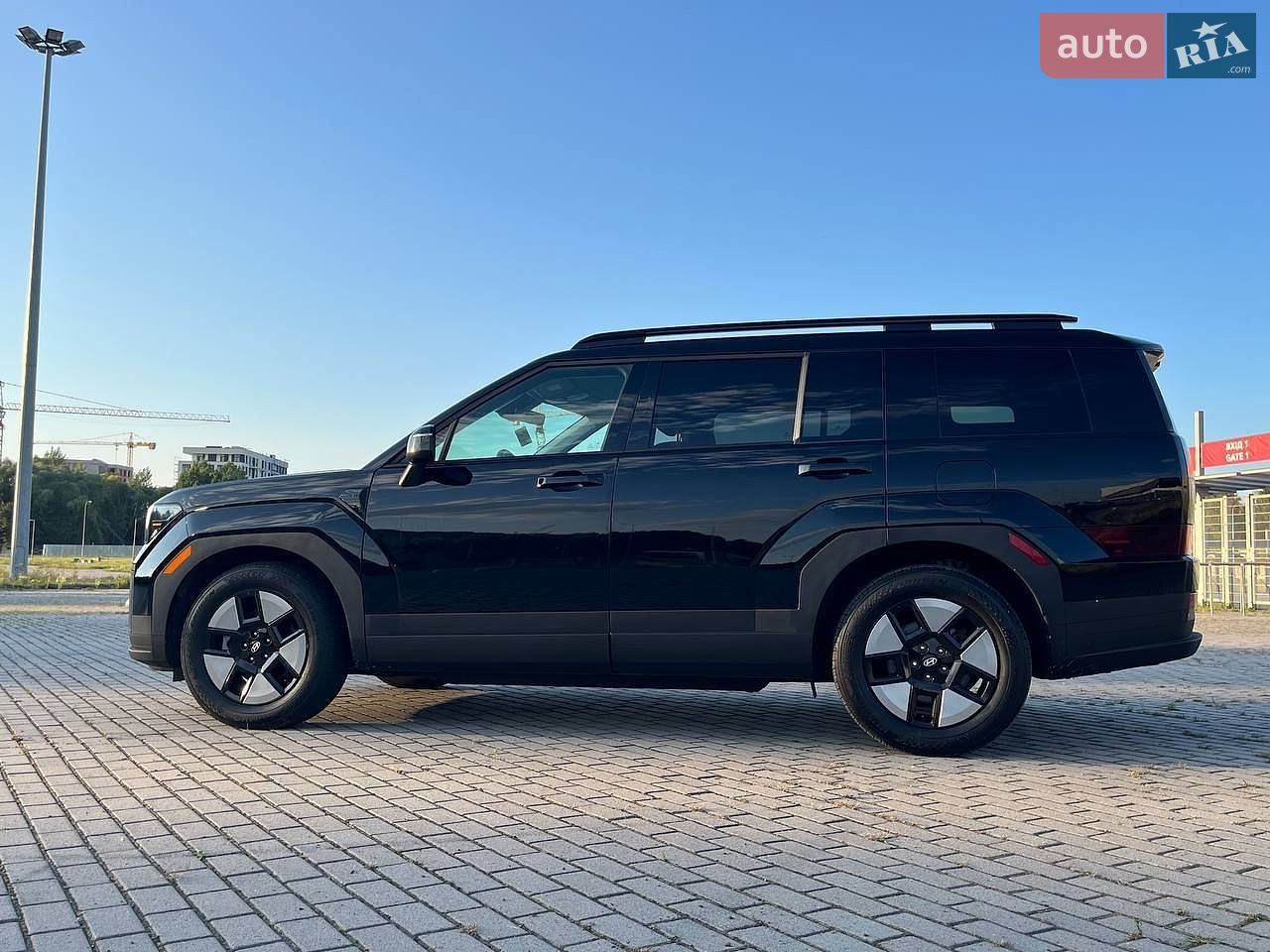 Hyundai Santa FE 2024 VIN 5NMP2DG17SH018125 фото оголошення 3 з 26