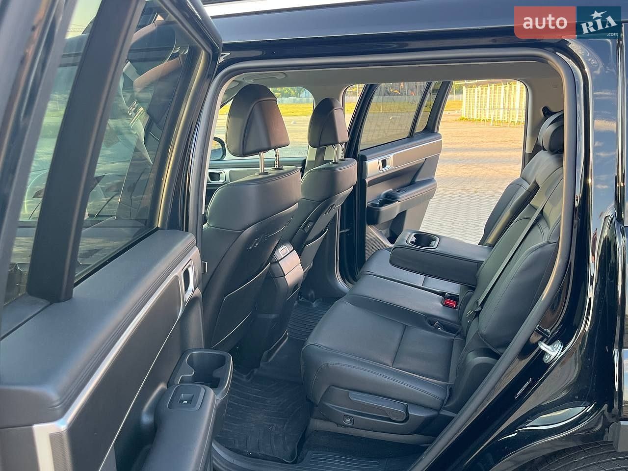Hyundai Santa FE 2024 VIN 5NMP2DG17SH018125 фото оголошення 2 з 26