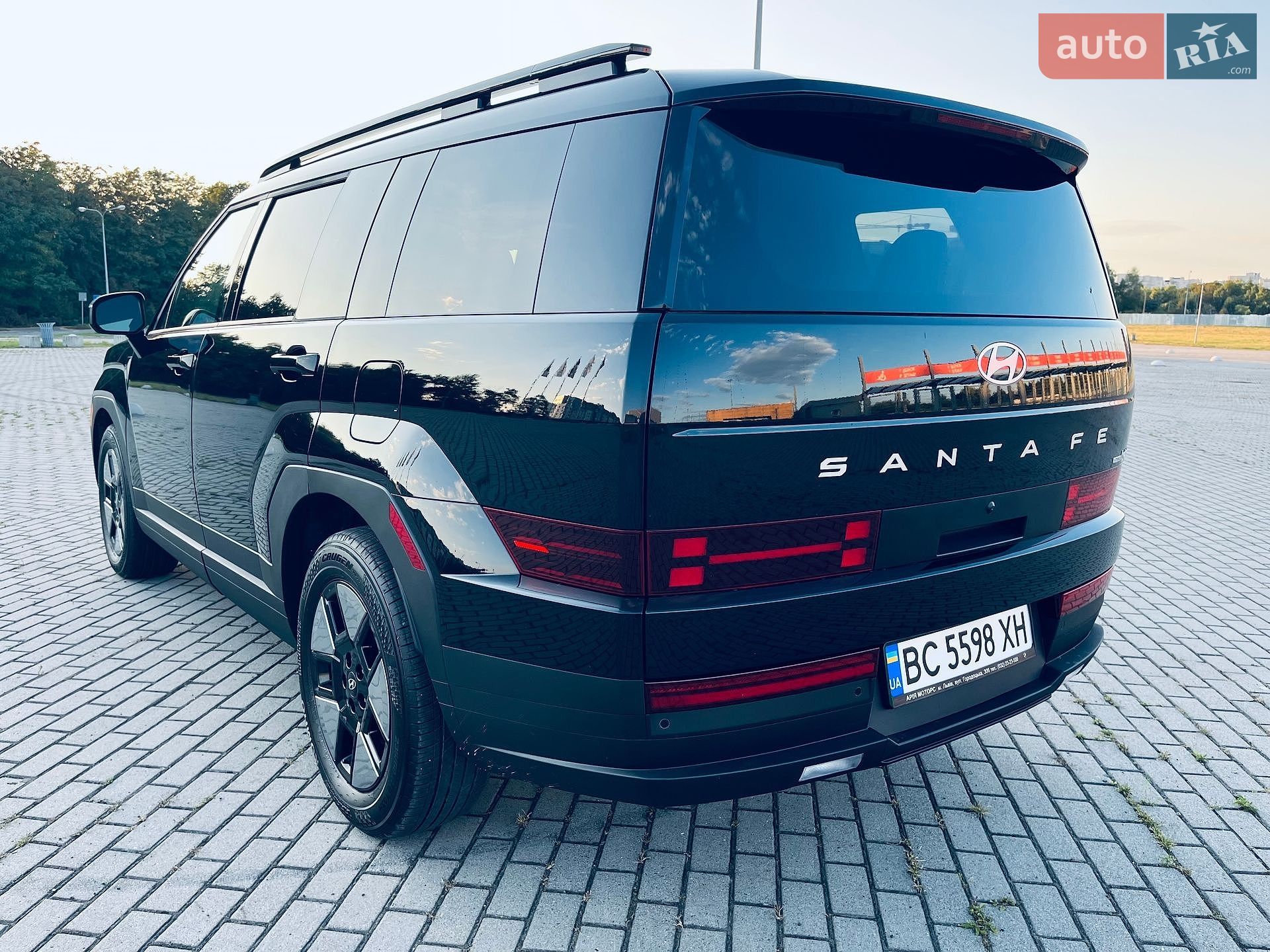 Hyundai Santa FE 2024 VIN 5NMP2DG17SH018125 фото оголошення 4 з 26
