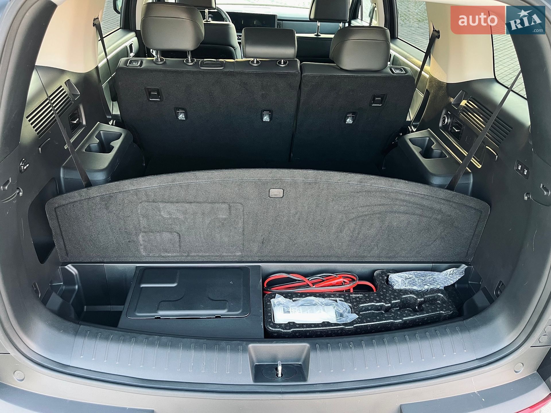 Hyundai Santa FE 2024 VIN 5NMP2DG17SH018125 фото оголошення 16 з 26