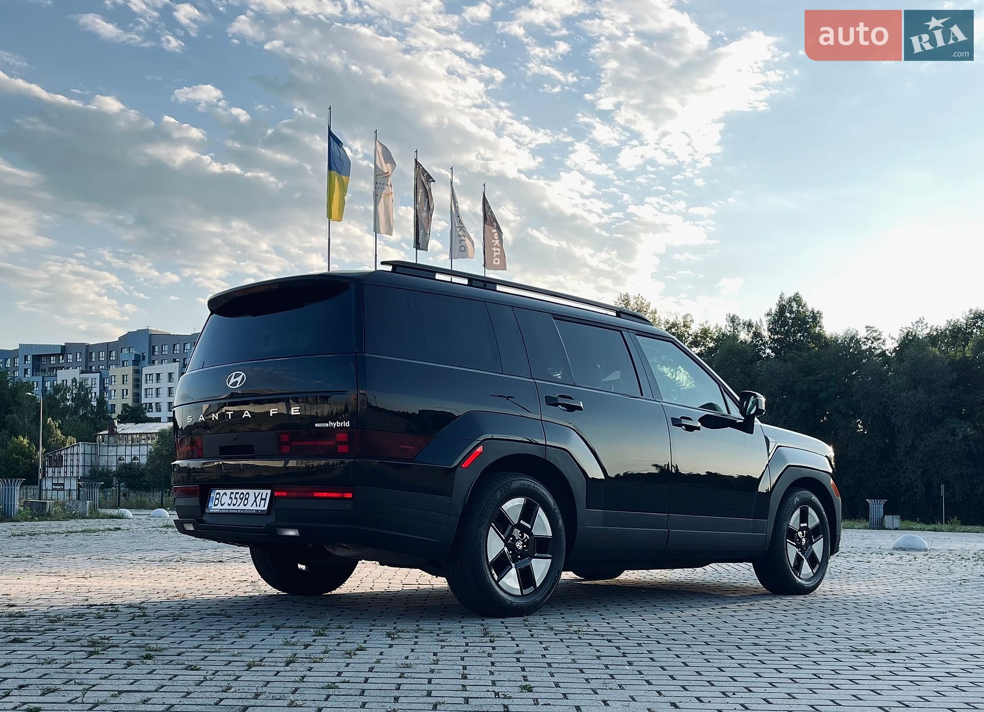 Hyundai Santa FE 2024 VIN 5NMP2DG17SH018125 фото оголошення 19 з 26