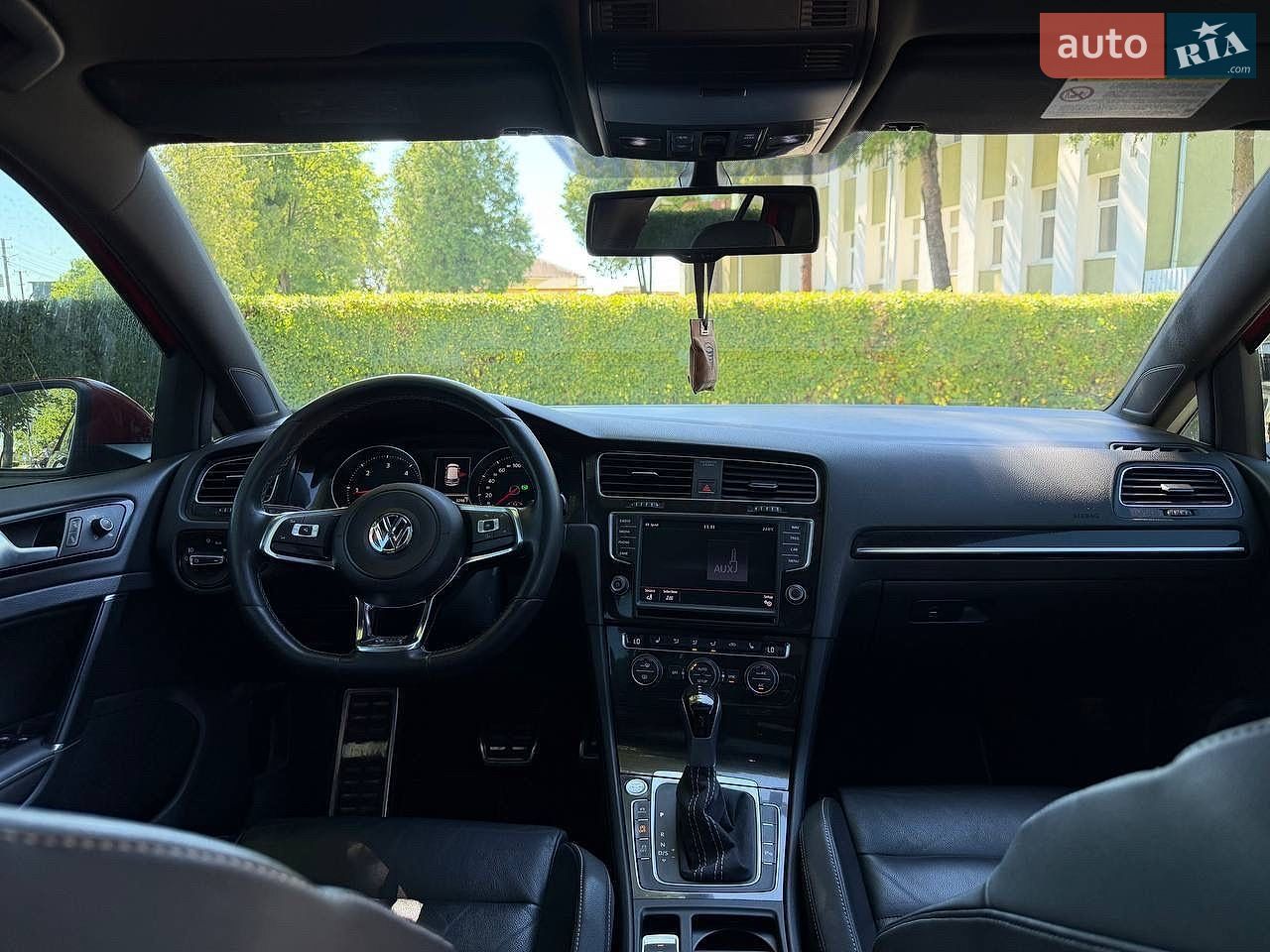 Volkswagen Golf 2013 VIN WVWZZZAUZEW231660 фото оголошення 5 з 76