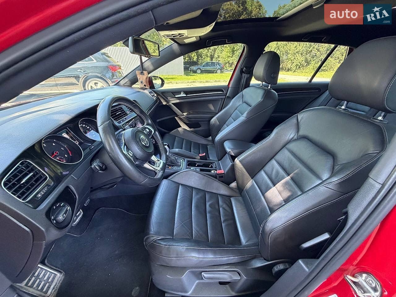 Volkswagen Golf 2013 VIN WVWZZZAUZEW231660 фото оголошення 40 з 76