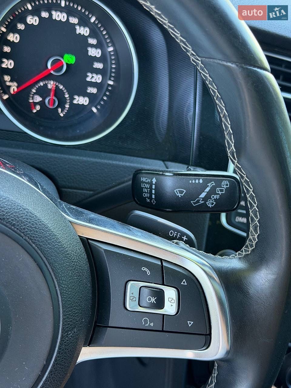 Volkswagen Golf 2013 VIN WVWZZZAUZEW231660 фото оголошення 50 з 76
