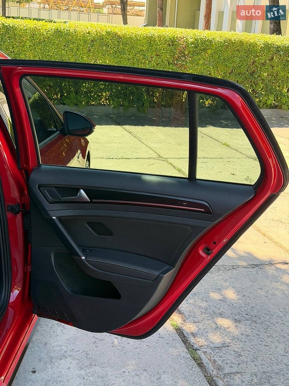Volkswagen Golf 2013 VIN WVWZZZAUZEW231660 фото оголошення 65 з 76