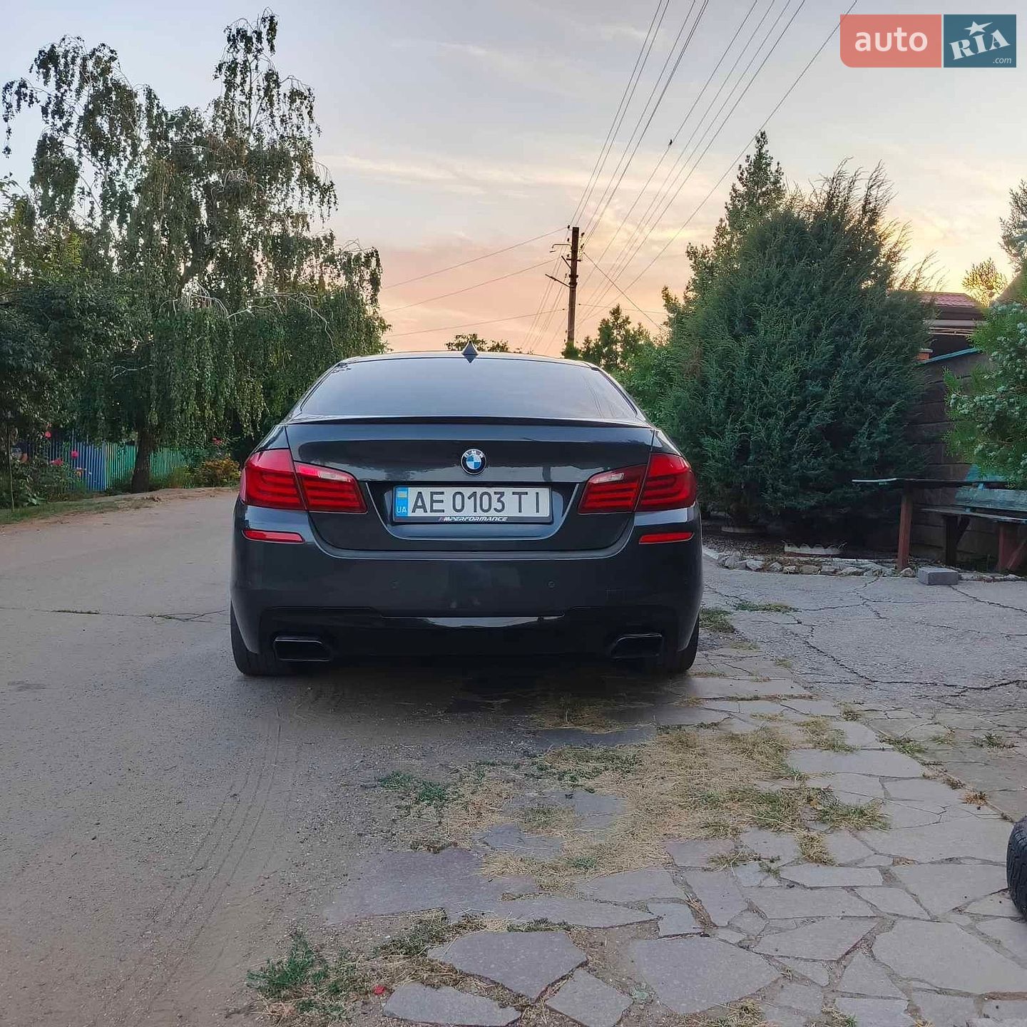 BMW 5 Series 2012 VIN WBAFU7C58CDU61049 фото оголошення 7 з 39