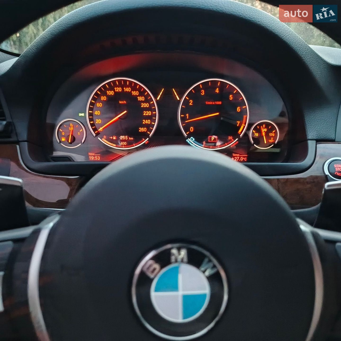 BMW 5 Series 2012 VIN WBAFU7C58CDU61049 фото оголошення 4 з 7