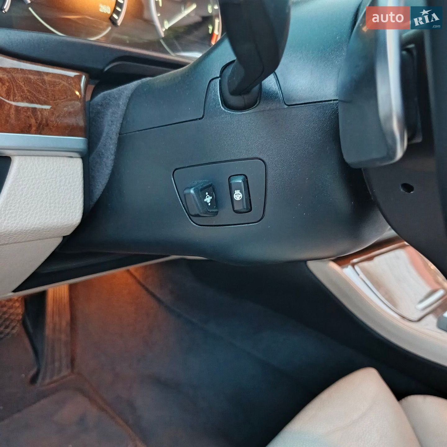 BMW 5 Series 2012 VIN WBAFU7C58CDU61049 фото оголошення 16 з 39