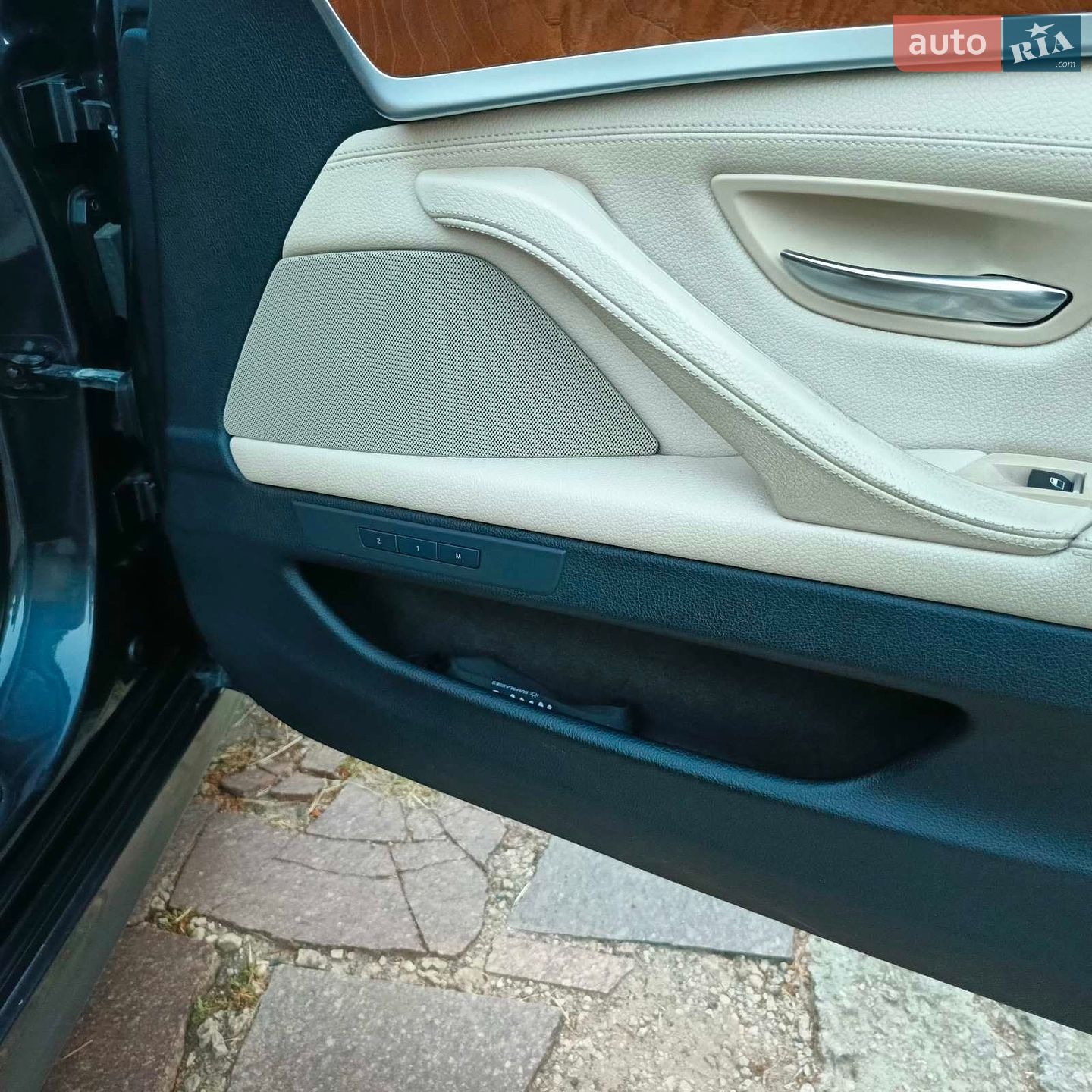 BMW 5 Series 2012 VIN WBAFU7C58CDU61049 фото оголошення 20 з 39