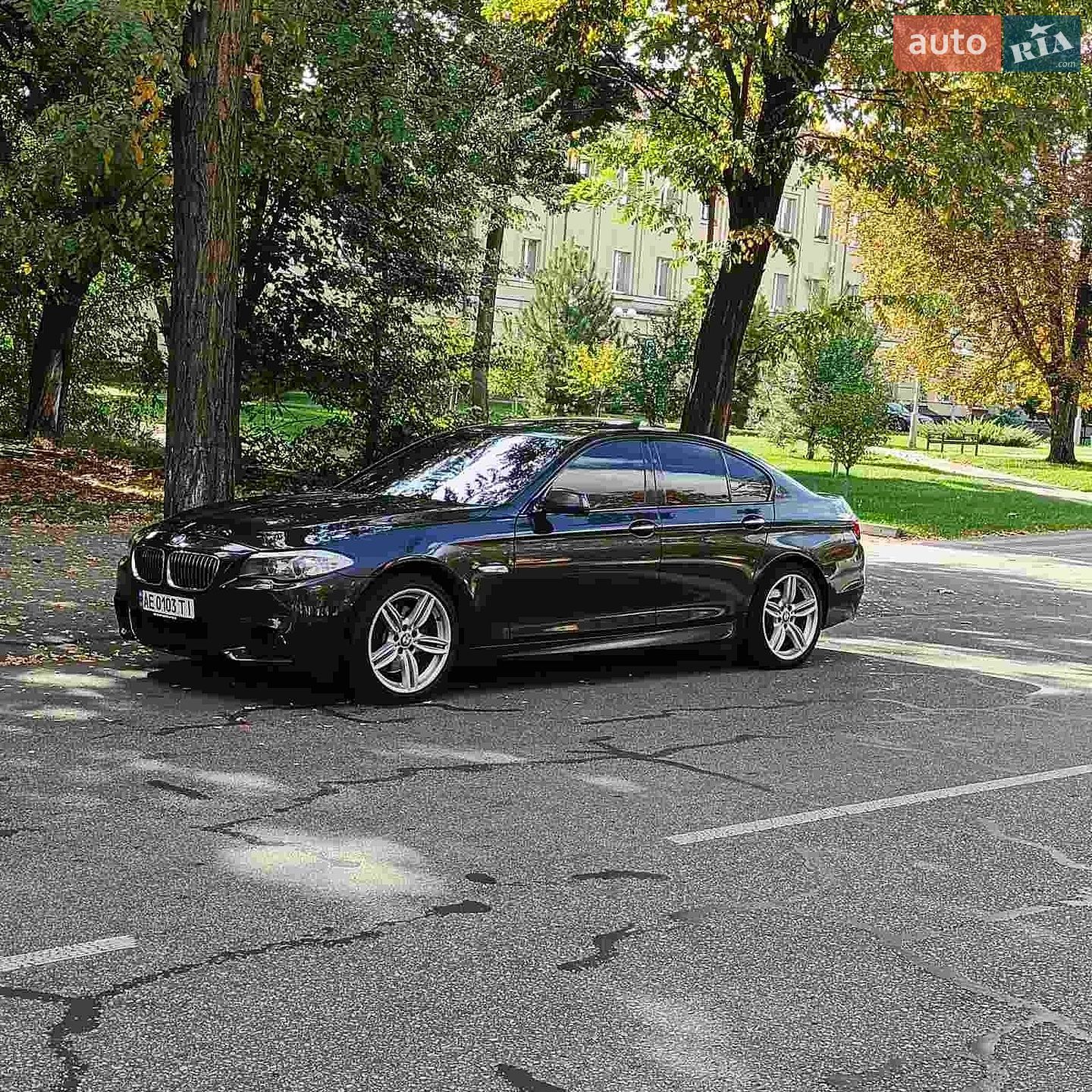 BMW 5 Series 2012 VIN WBAFU7C58CDU61049 фото оголошення 3 з 7