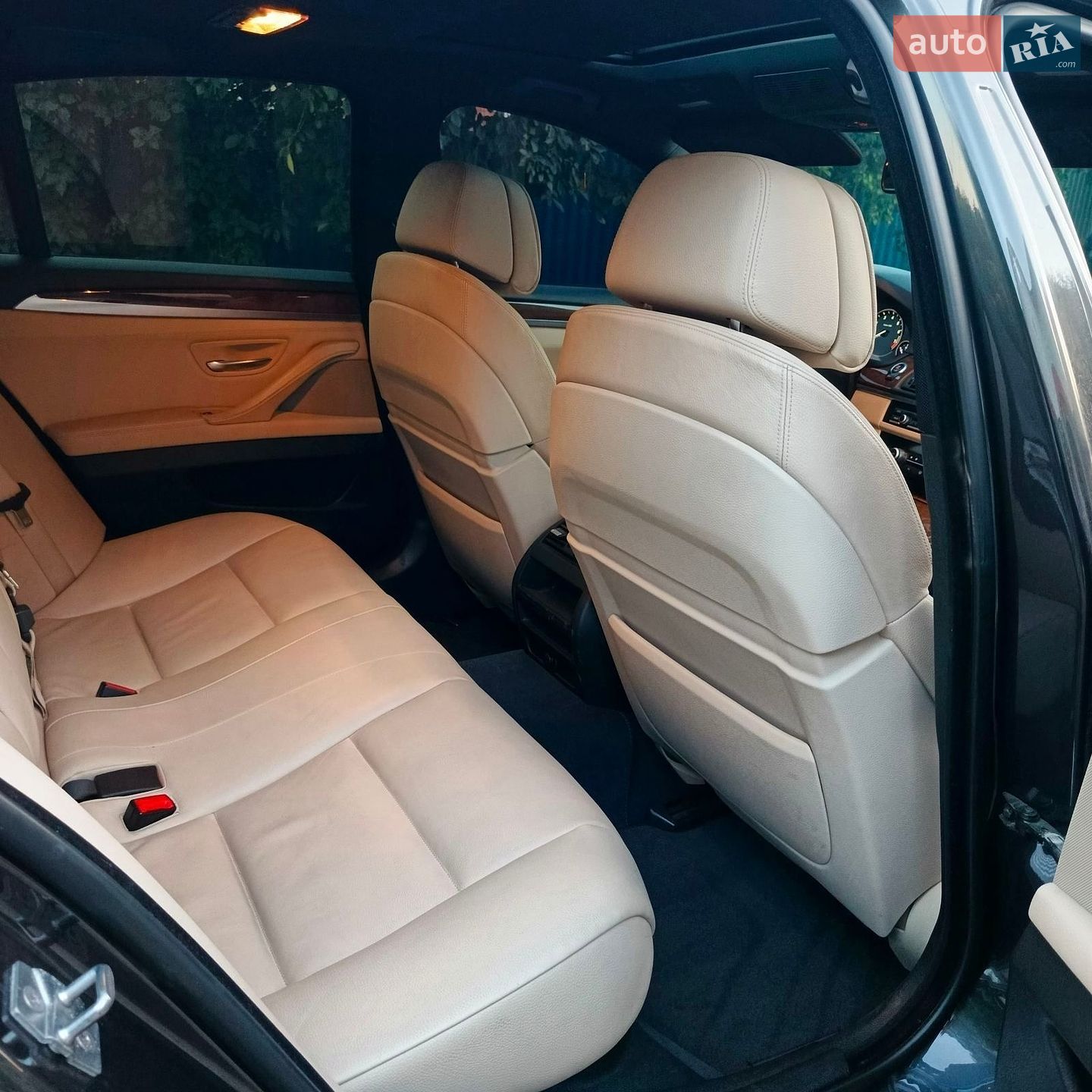 BMW 5 Series 2012 VIN WBAFU7C58CDU61049 фото оголошення 22 з 39
