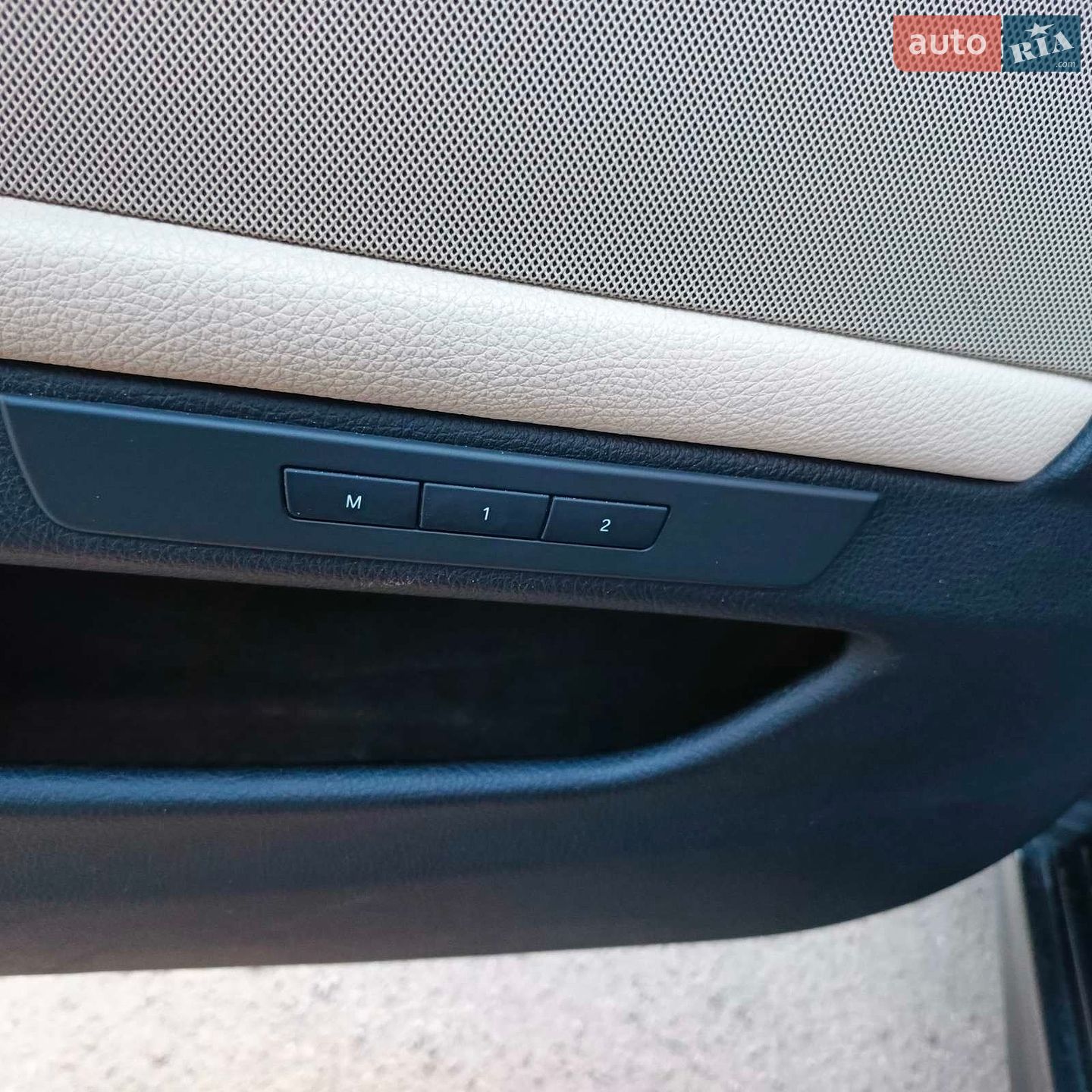 BMW 5 Series 2012 VIN WBAFU7C58CDU61049 фото оголошення 21 з 39