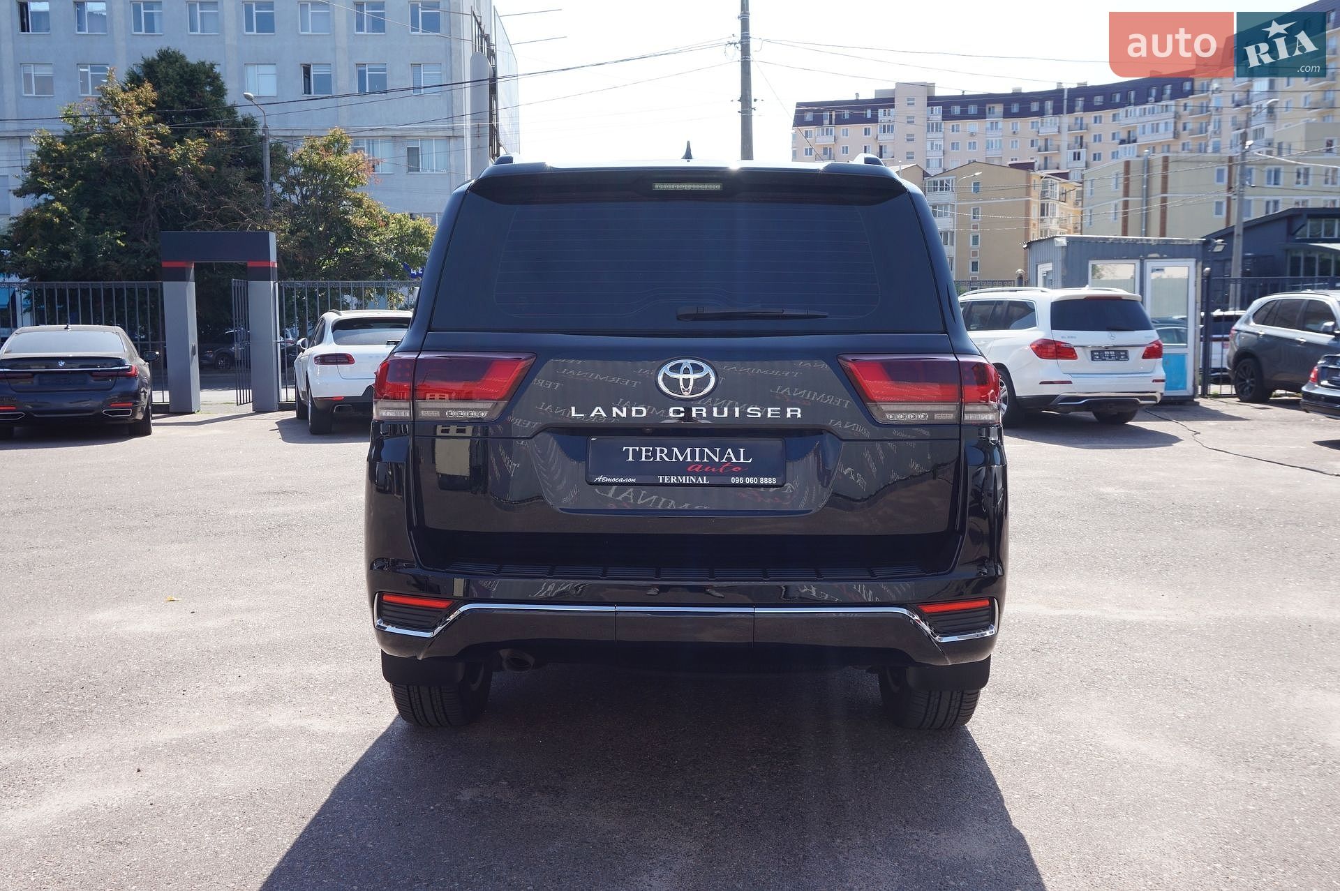 Toyota Land Cruiser 2022 VIN JTMAAABJ904014551 фото оголошення 6 з 76