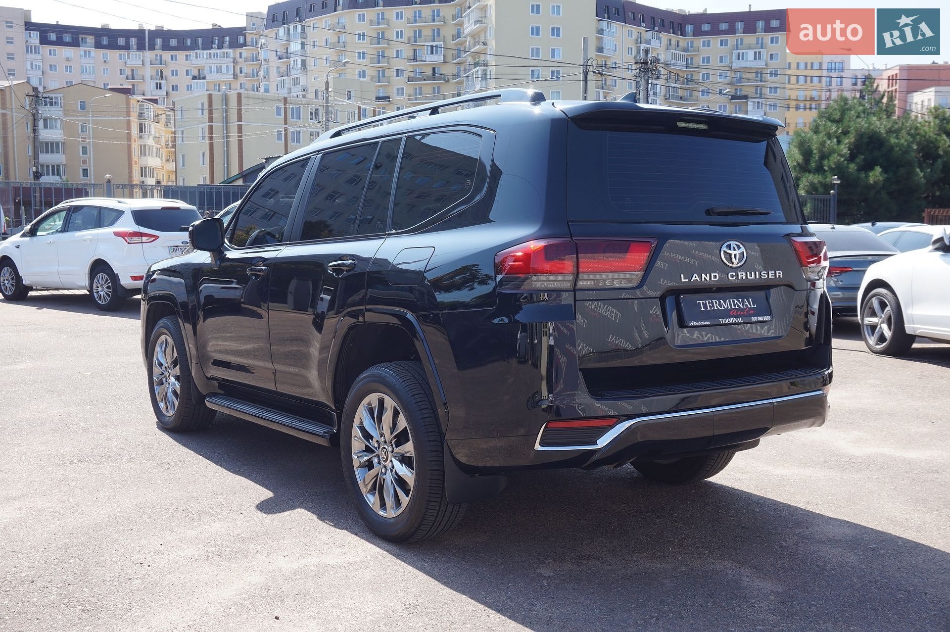 Toyota Land Cruiser 2022 VIN JTMAAABJ904014551 фото оголошення 7 з 76