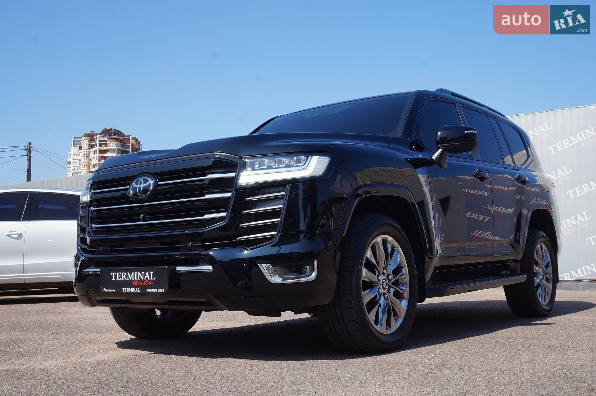 Toyota Land Cruiser 2022 VIN JTMAAABJ904014551 фото оголошення 9 з 76