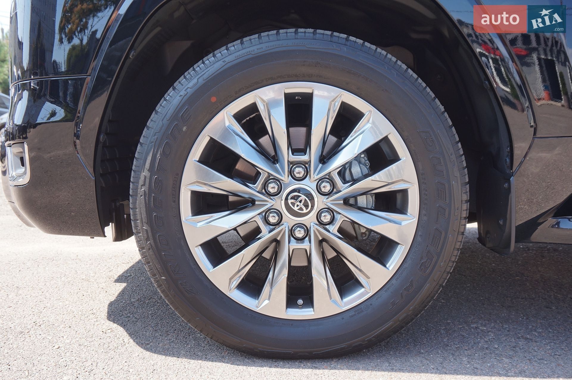Toyota Land Cruiser 2022 VIN JTMAAABJ904014551 фото оголошення 13 з 76