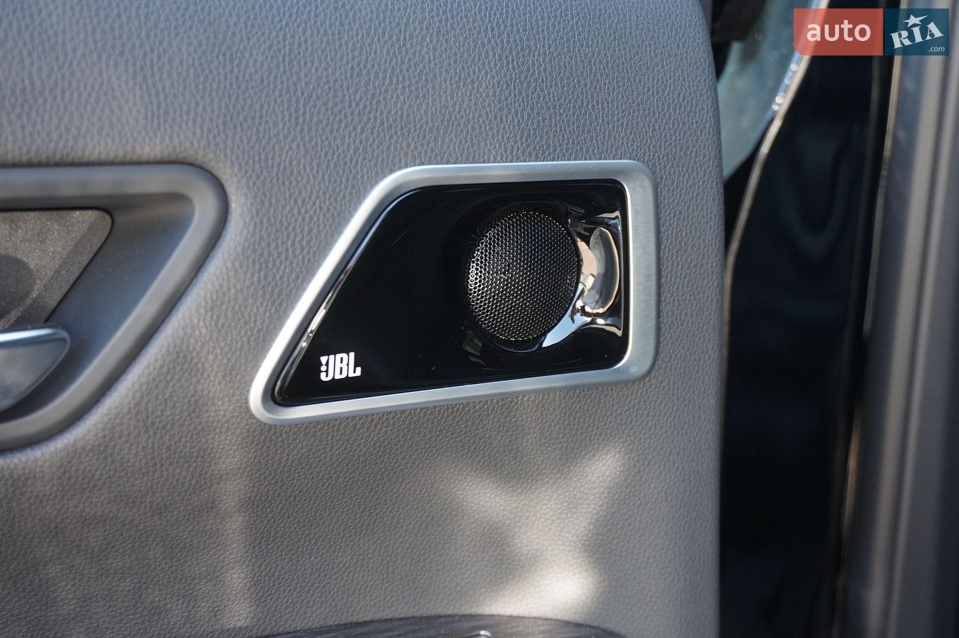 Toyota Land Cruiser 2022 VIN JTMAAABJ904014551 фото оголошення 26 з 76