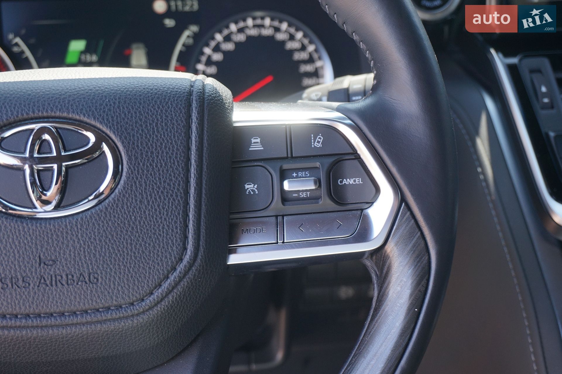 Toyota Land Cruiser 2022 VIN JTMAAABJ904014551 фото оголошення 45 з 76