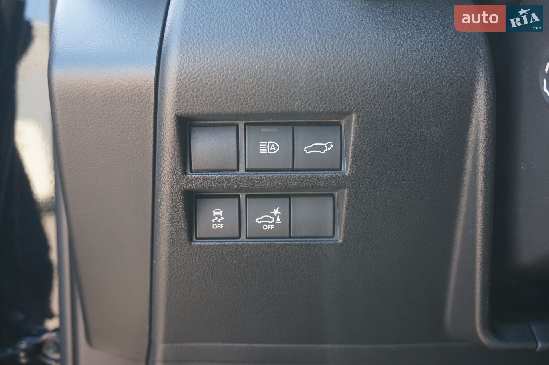 Toyota Land Cruiser 2022 VIN JTMAAABJ904014551 фото оголошення 49 з 76