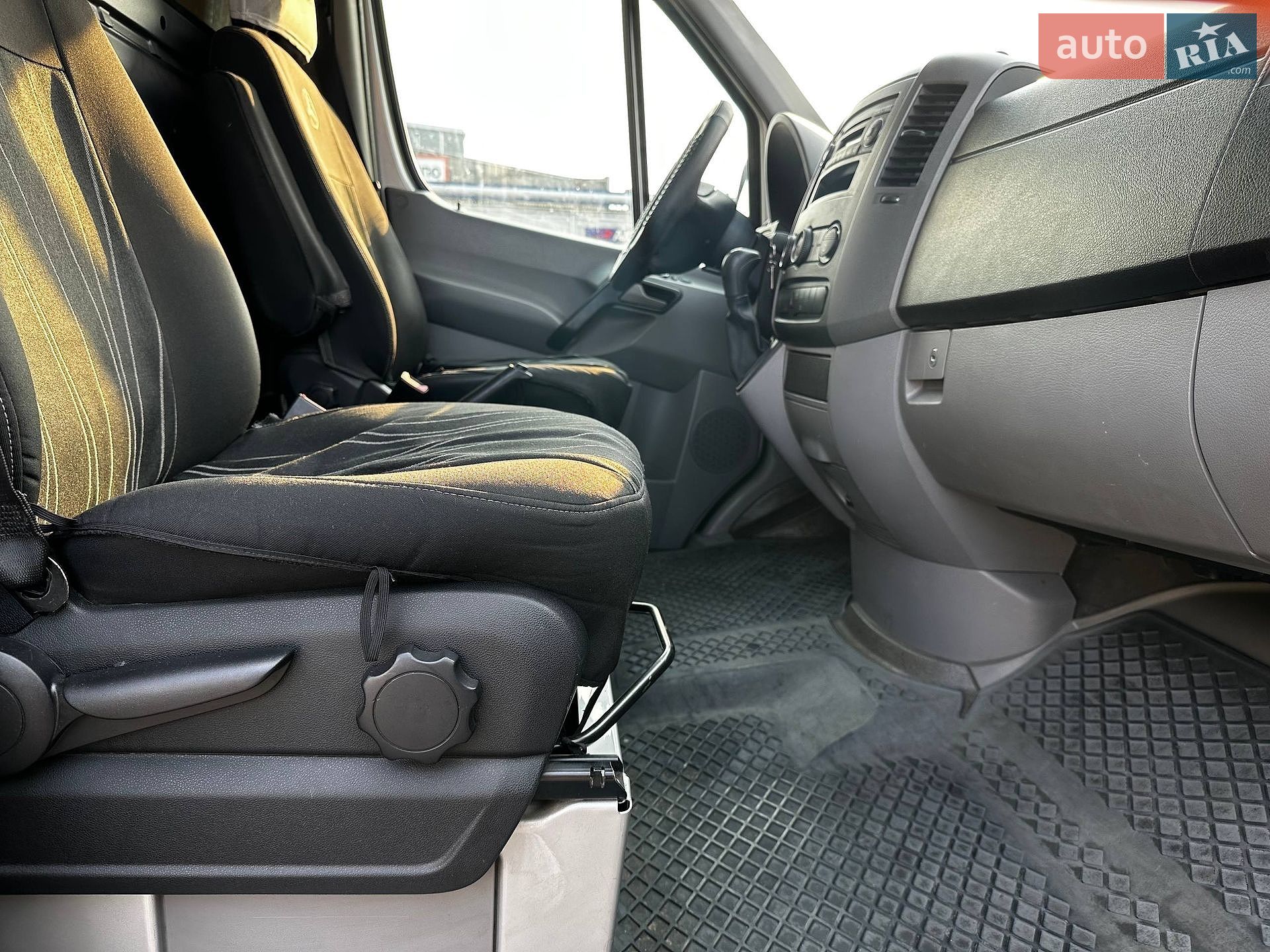Mercedes-Benz Sprinter 2010 VIN WDB9066311S500715 фото оголошення 21 з 26