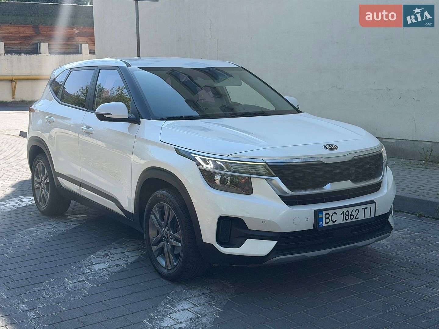 Kia Seltos 2019 VIN KNAEU815GLK008201 фото оголошення 17 з 36