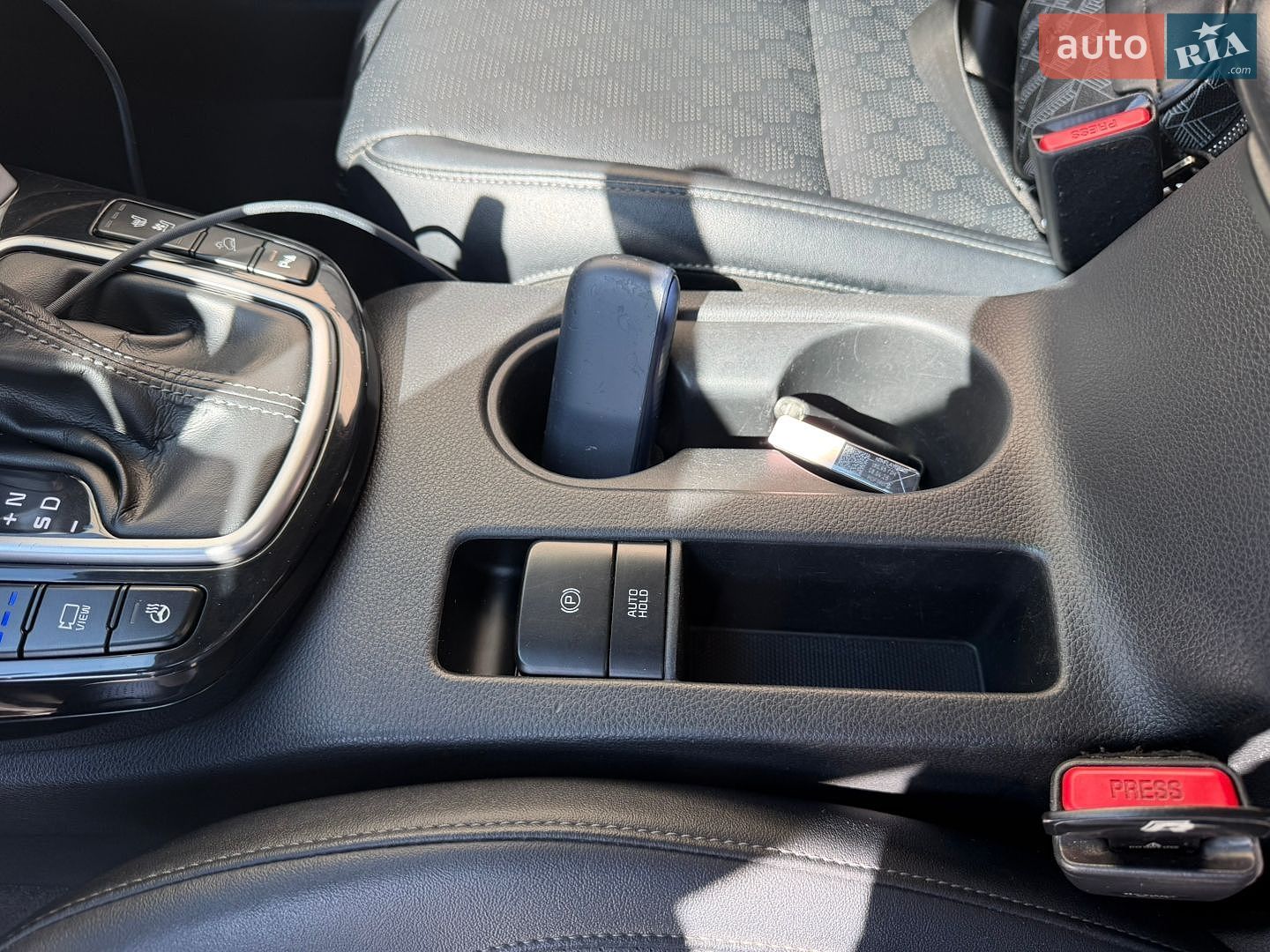 Kia Seltos 2019 VIN KNAEU815GLK008201 фото оголошення 19 з 36