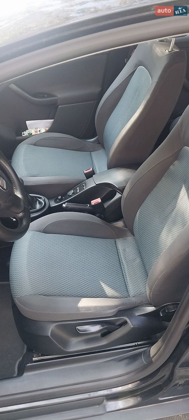 SEAT Toledo 2008 VIN VSSZZZ5PZ8Z000374 фото оголошення 4 з 30