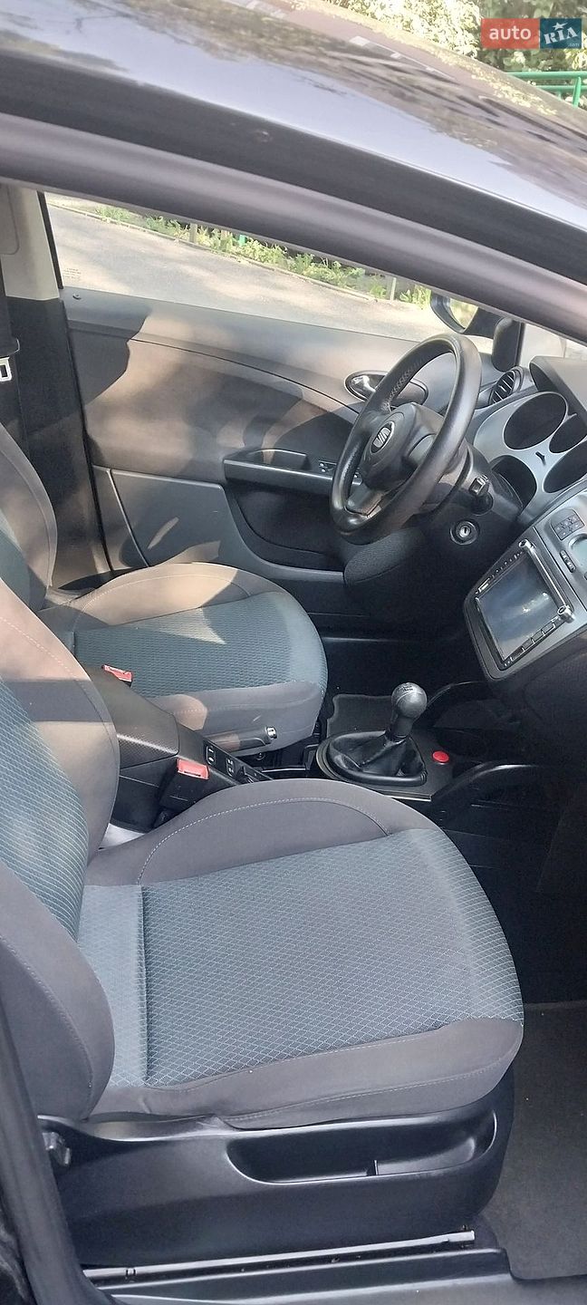 SEAT Toledo 2008 VIN VSSZZZ5PZ8Z000374 фото оголошення 11 з 30