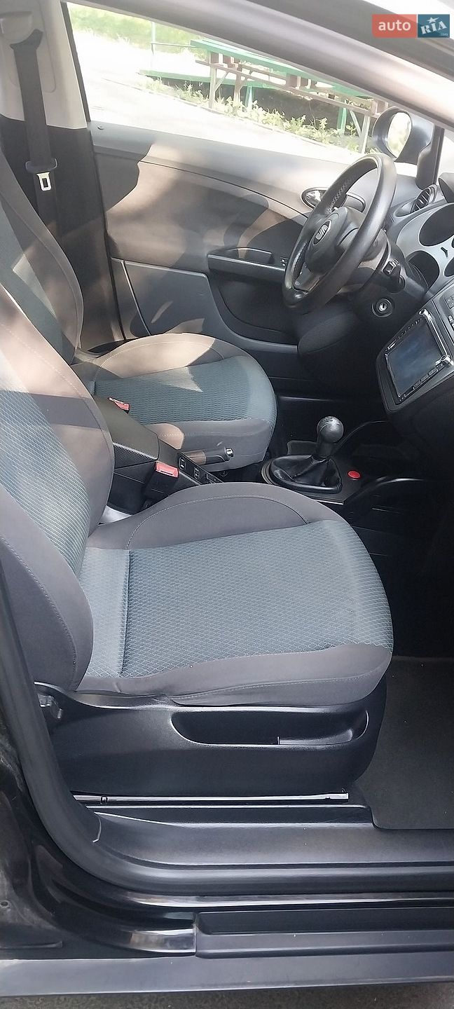 SEAT Toledo 2008 VIN VSSZZZ5PZ8Z000374 фото оголошення 12 з 30
