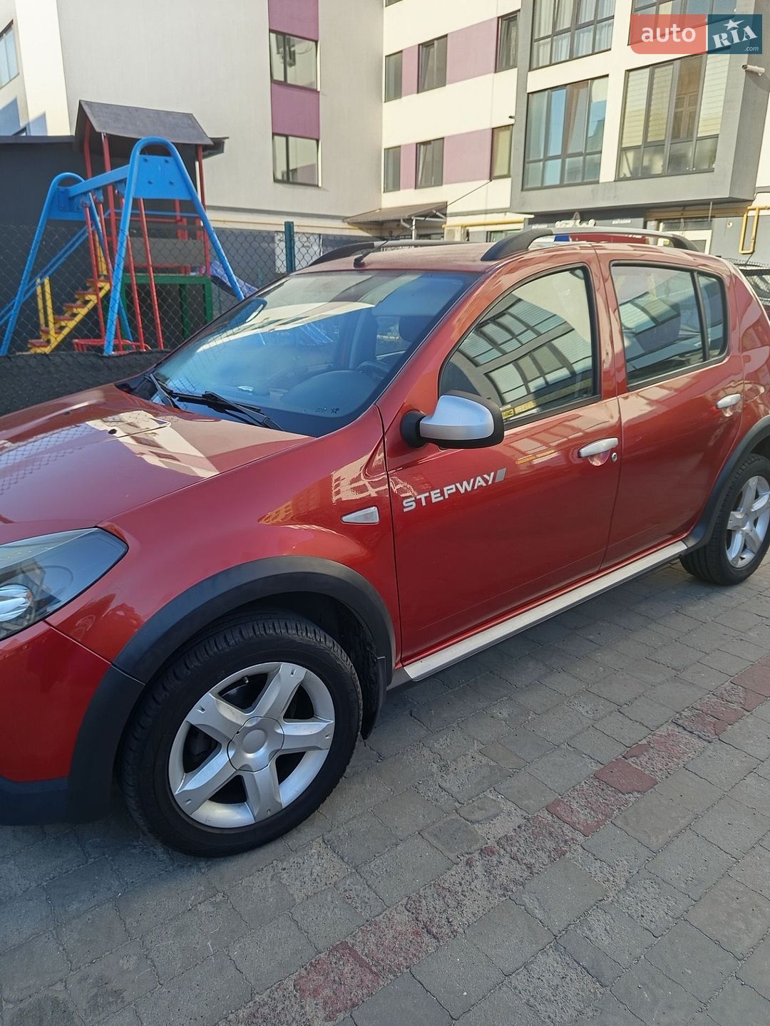 Dacia Sandero StepWay 2010 VIN UU1BSDEKK42594792 фото оголошення 17 з 22