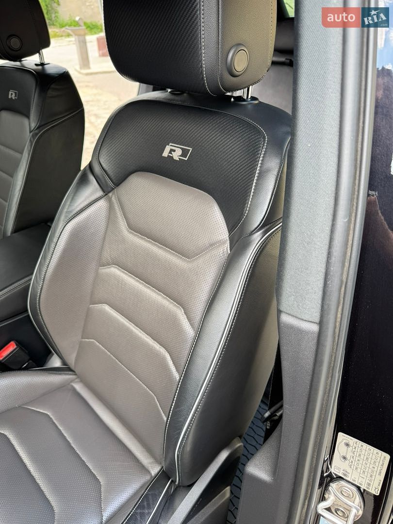 Volkswagen Touareg 2018 VIN WVGZZZCRZKD021924 фото оголошення 7 з 29