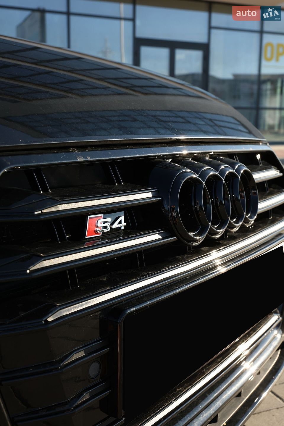 Audi A4 2016 VIN WAUANAF45HN001209 фото оголошення 12 з 20