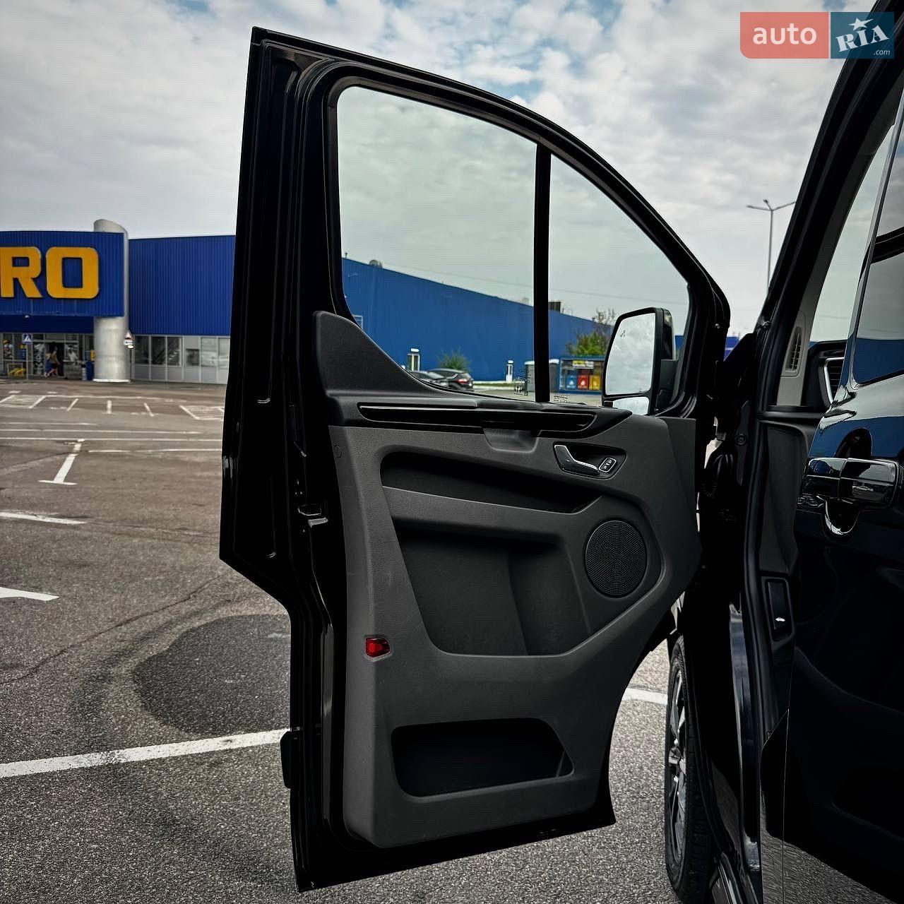 Ford Transit Custom 2021 VIN WF0ZXXTTGZMK18503 фото оголошення 18 з 56