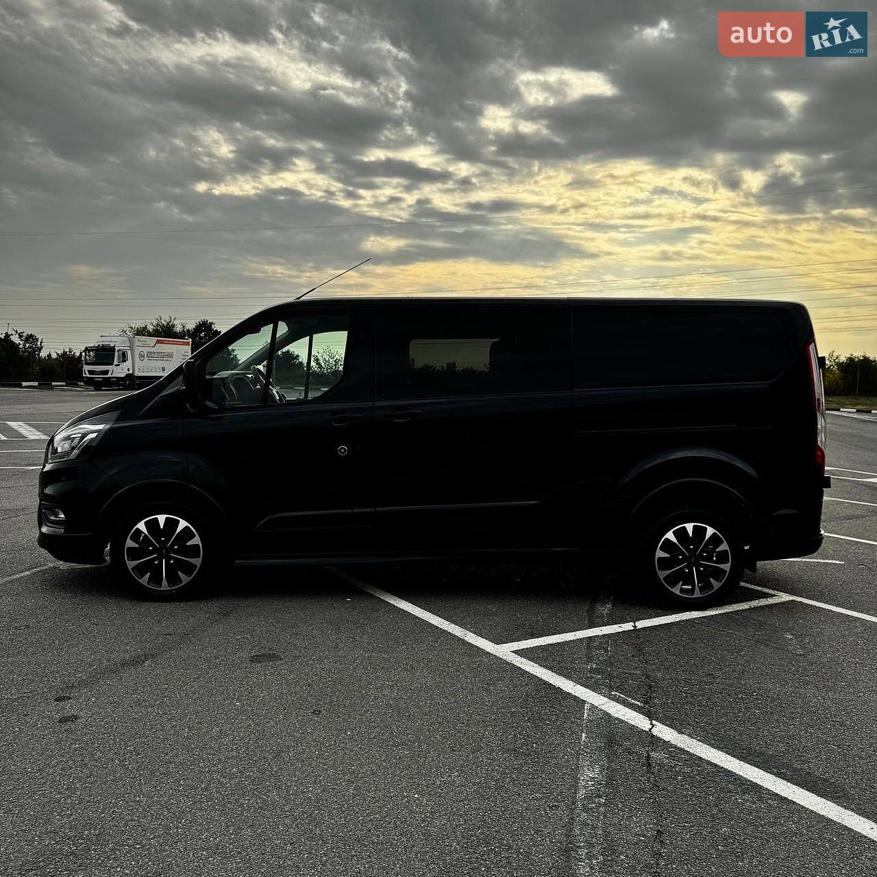Ford Transit Custom 2021 VIN WF0ZXXTTGZMK18503 фото оголошення 6 з 56