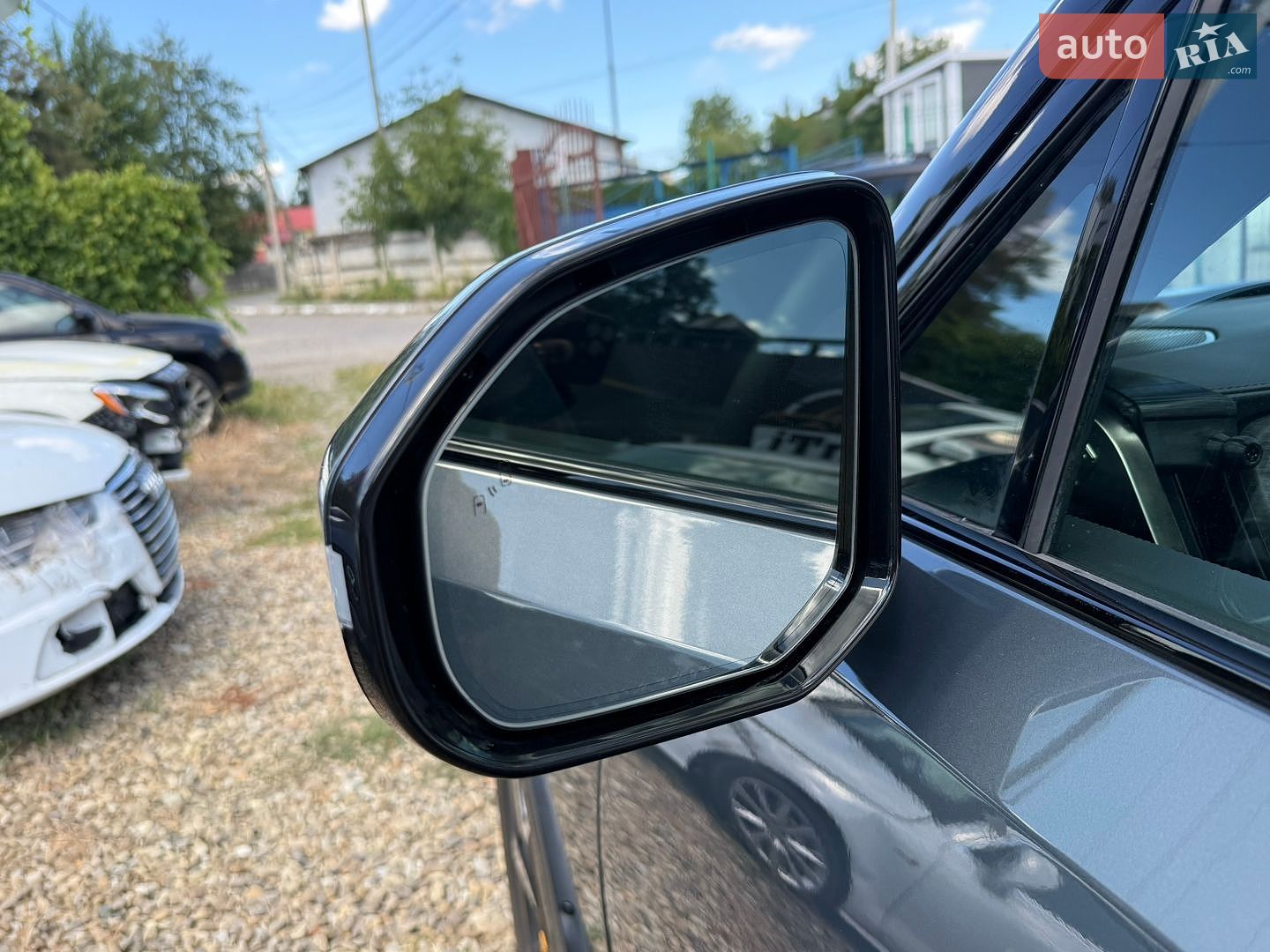 Rivian R1S 2023 VIN 7PDSGABA2PN021132 фото оголошення 11 з 30