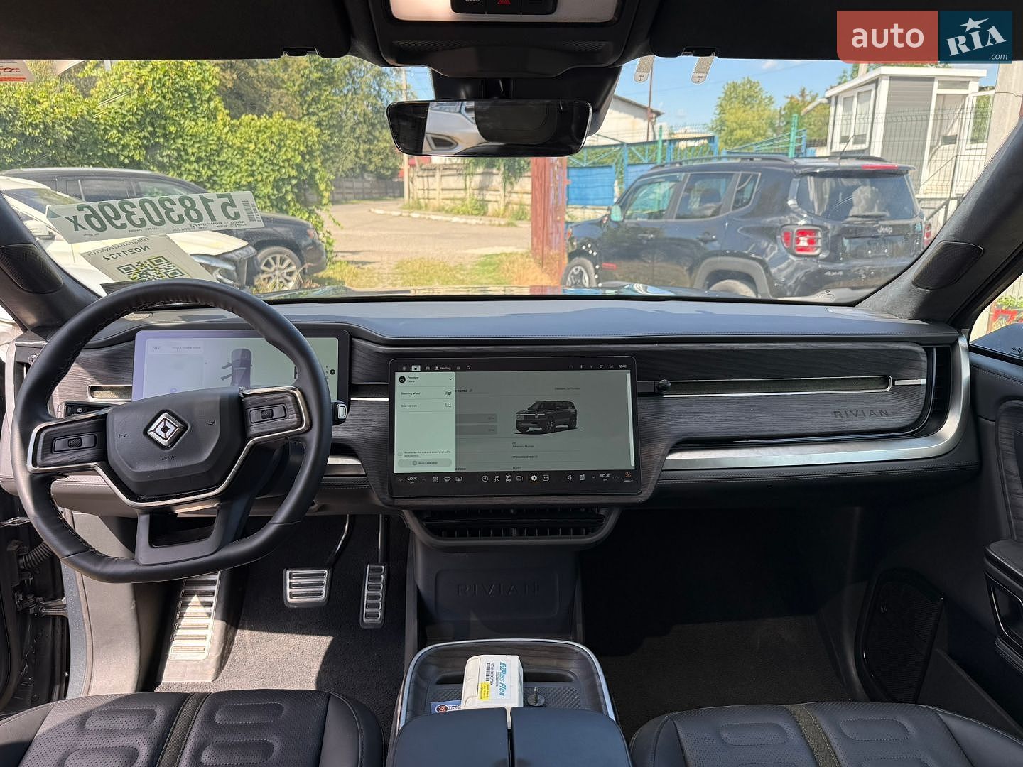 Rivian R1S 2023 VIN 7PDSGABA2PN021132 фото оголошення 21 з 30