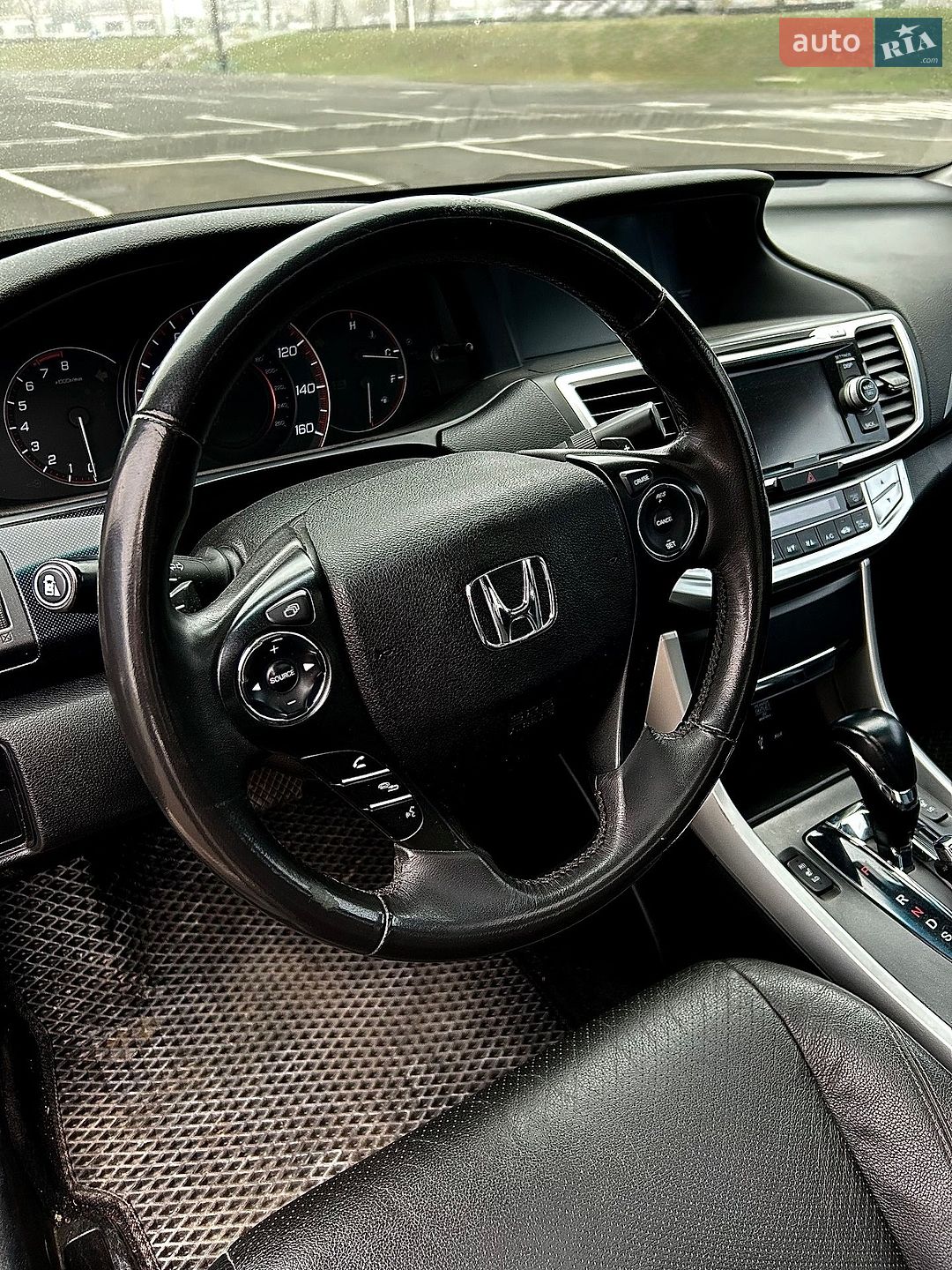 Honda Accord 2015 VIN 1HGCT2B87FA001296 фото оголошення 8 з 15