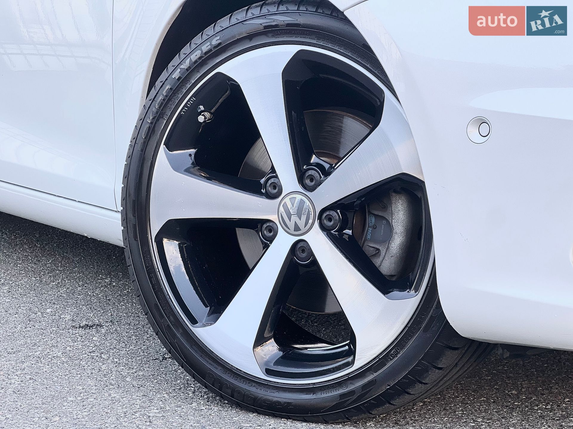 Volkswagen Eos 2013 VIN WVWZZZ1FZDV008646 фото оголошення 5 з 35