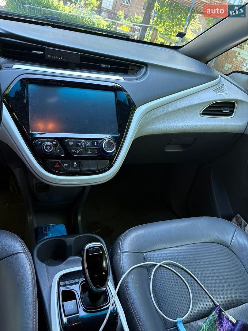 Chevrolet Bolt EV 2016 VIN 1G1FX6S03H4128977 фото оголошення 12 з 17