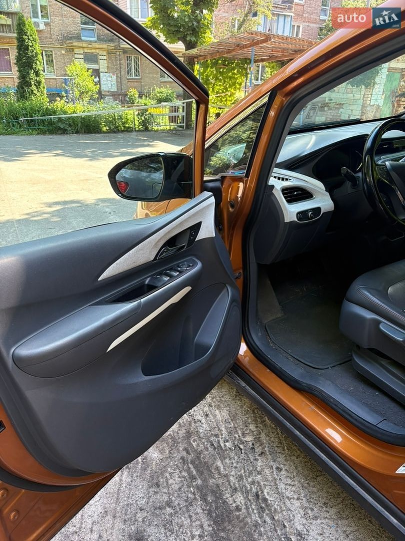 Chevrolet Bolt EV 2016 VIN 1G1FX6S03H4128977 фото оголошення 13 з 17