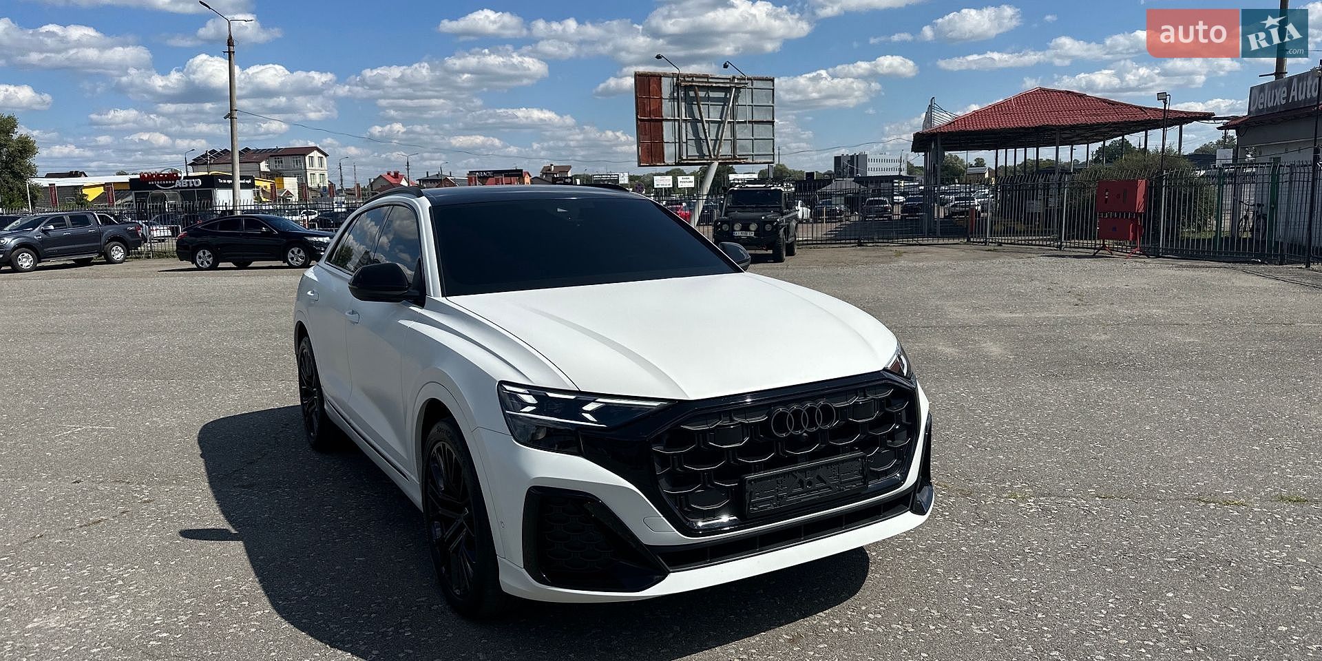 Audi Q8 2024 VIN WAUZZZF12RD015670 фото оголошення 18 з 26